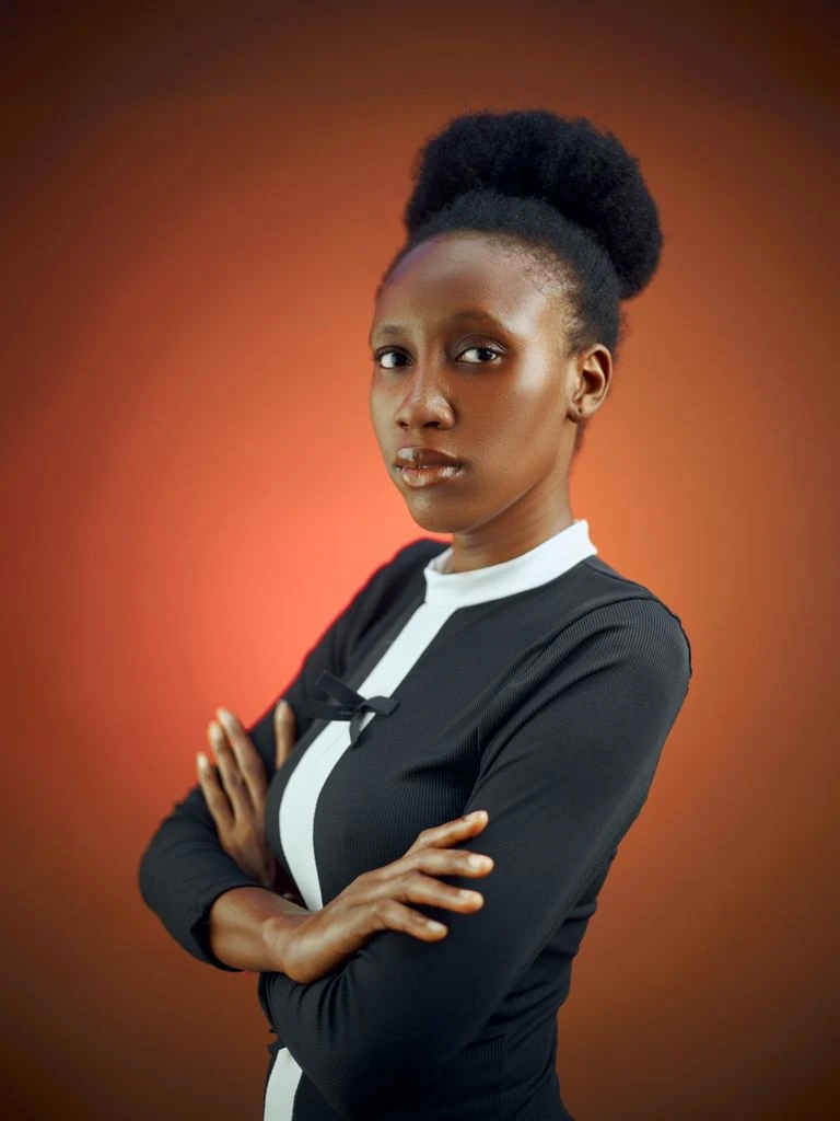 Portrait of Lena Okafor in the InLeaf studio